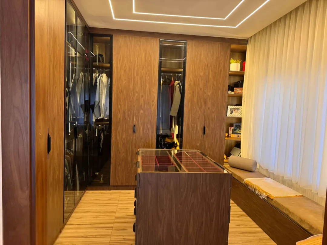 شقة فاخرة للبيع في ضاحية النخيل – طابق أرضي مع تراس واسع