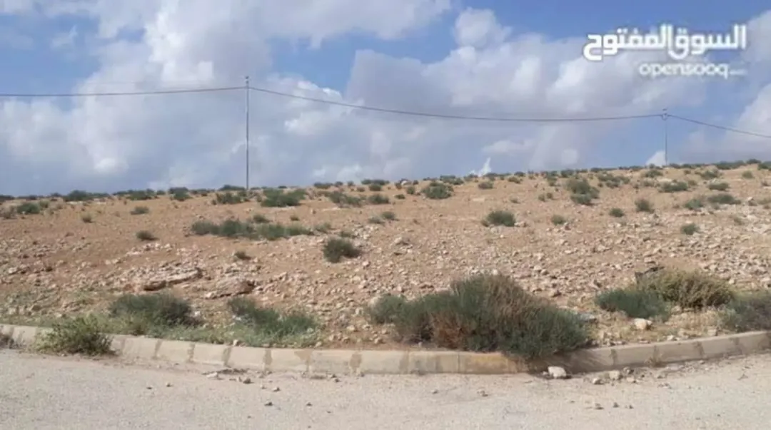 أرض مميزة للبيع في منطقة القسطل ضمن مشروع بوابة عمان