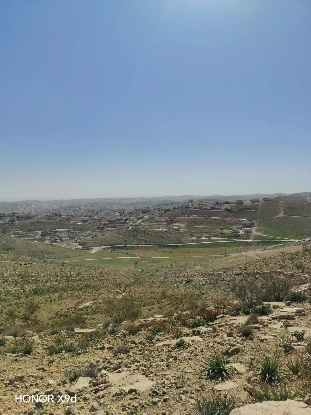 أرض للبيع في الزرقاء – شومر – ضاحية القدس بمساحة 3,423 متر مربع