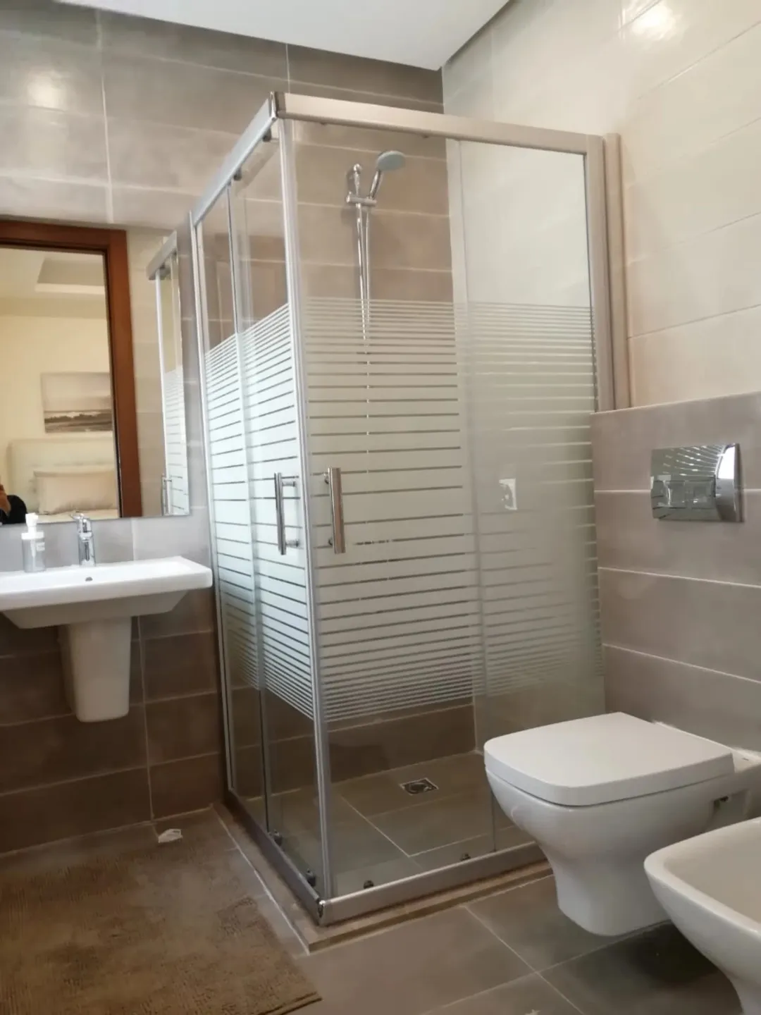 شقه فاخره غرفتين نوم مفروشه- Luxury Furnished apartment two bedrooms for rent