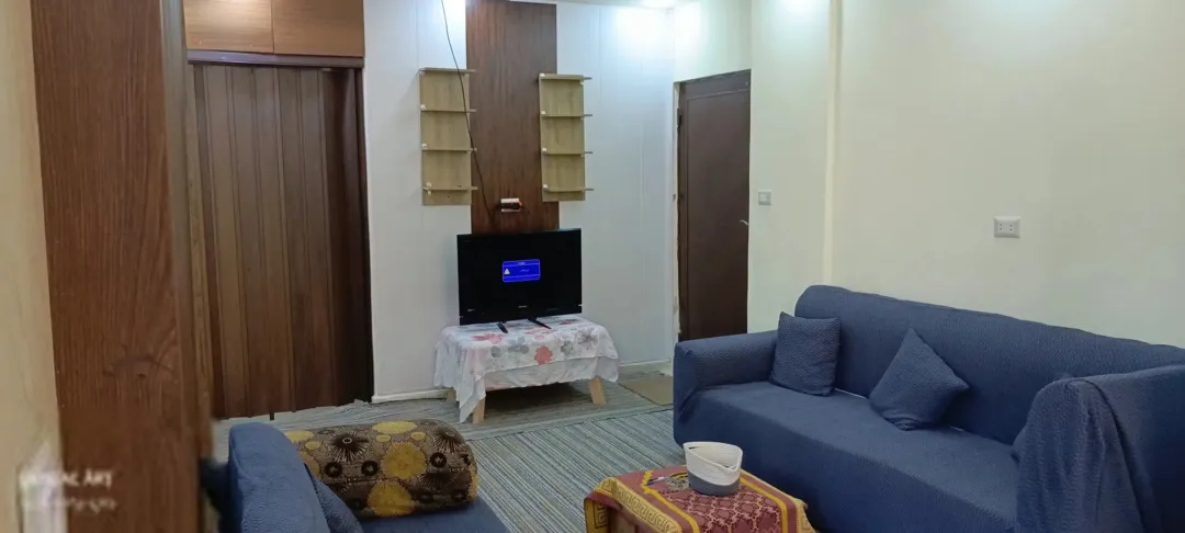 شقة مفروشة للبيع تشطيب ممتاز وموقع متميز