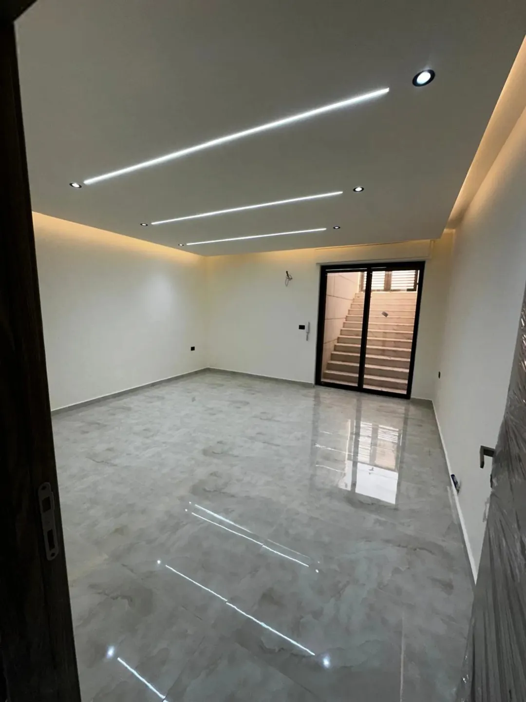 Distinctive new apartment for sale: an investment for you and your kids – two apartments in one, 370 m², exempt from transfer fees
