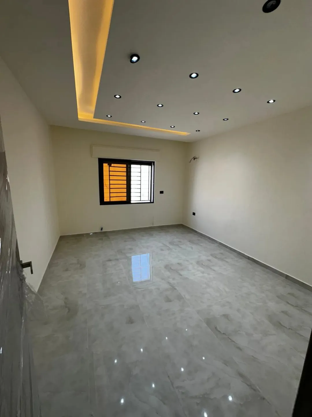 Distinctive new apartment for sale: an investment for you and your kids – two apartments in one, 370 m², exempt from transfer fees
