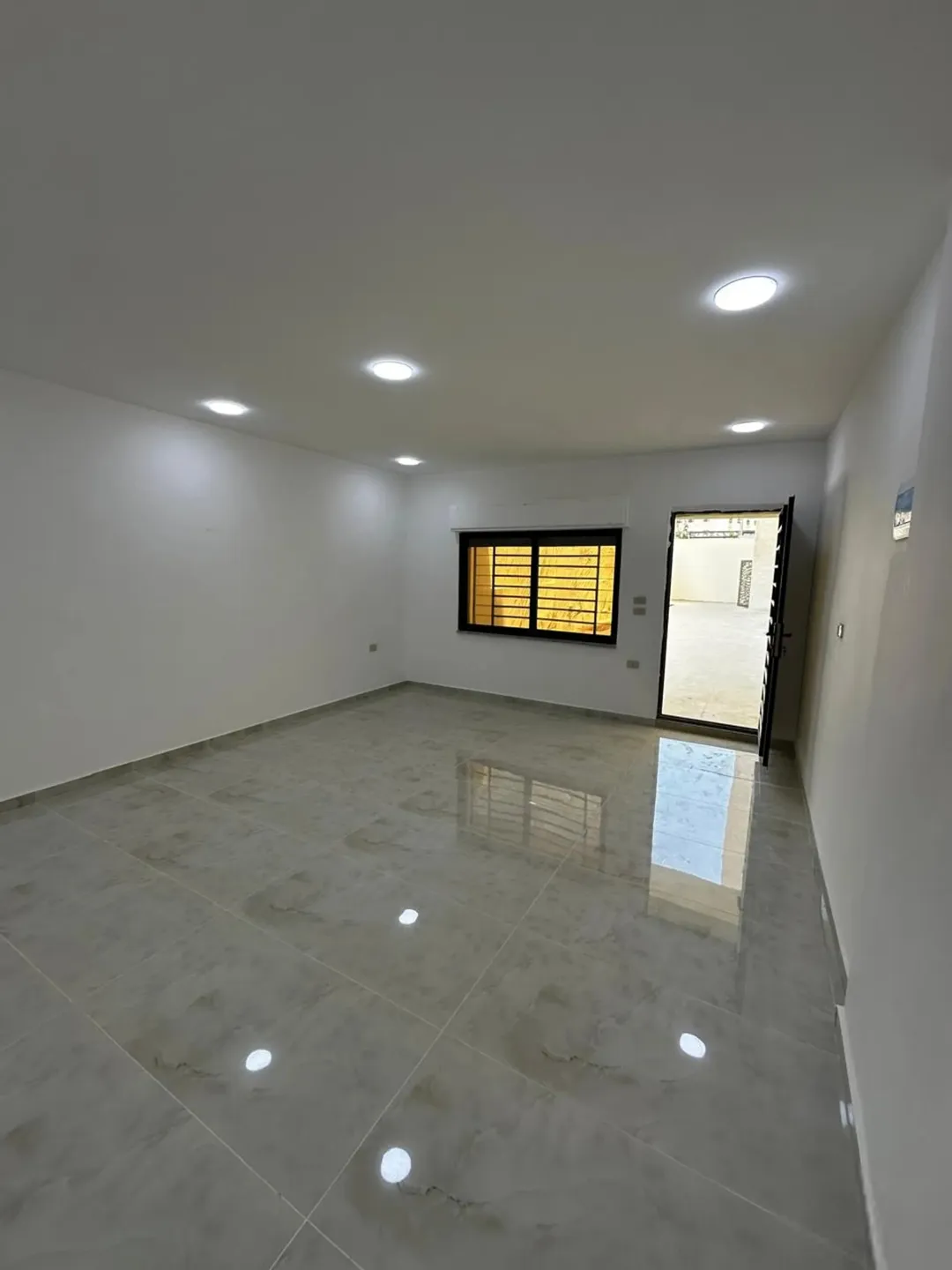 Distinctive new apartment for sale: an investment for you and your kids – two apartments in one, 370 m², exempt from transfer fees
