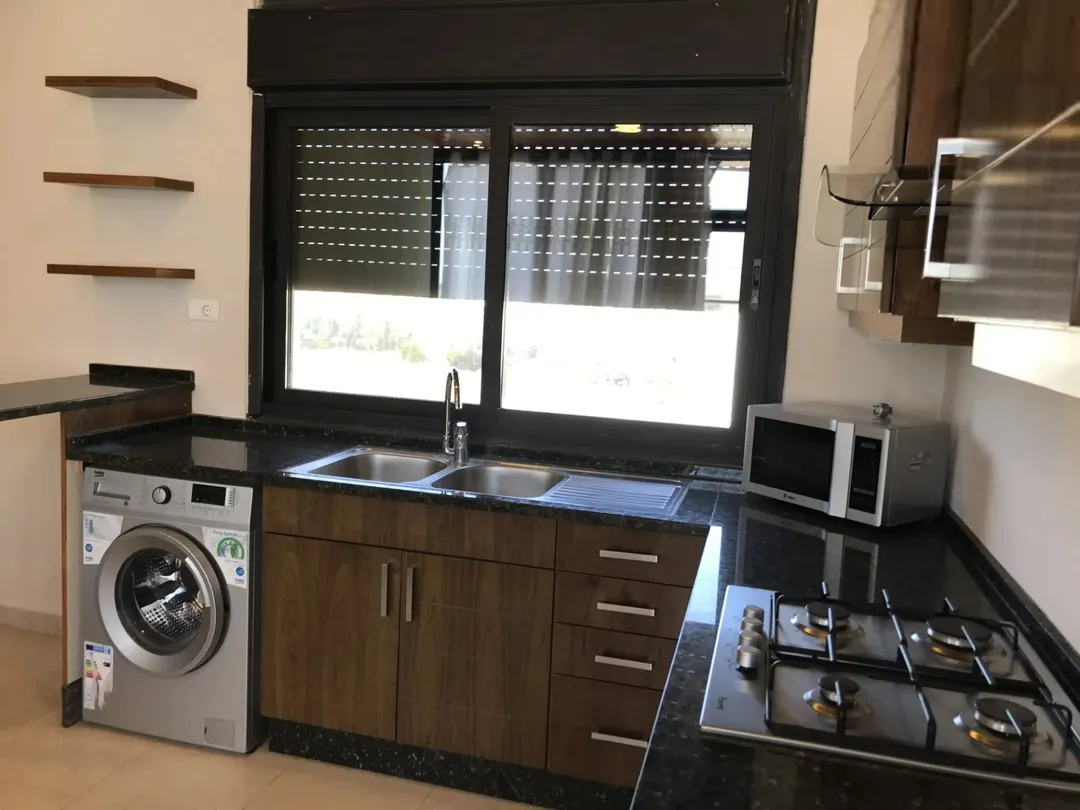 شقة طابقية مفروشة للإيجار في دير غبار بالقرب من الخدمات | ID 917662
