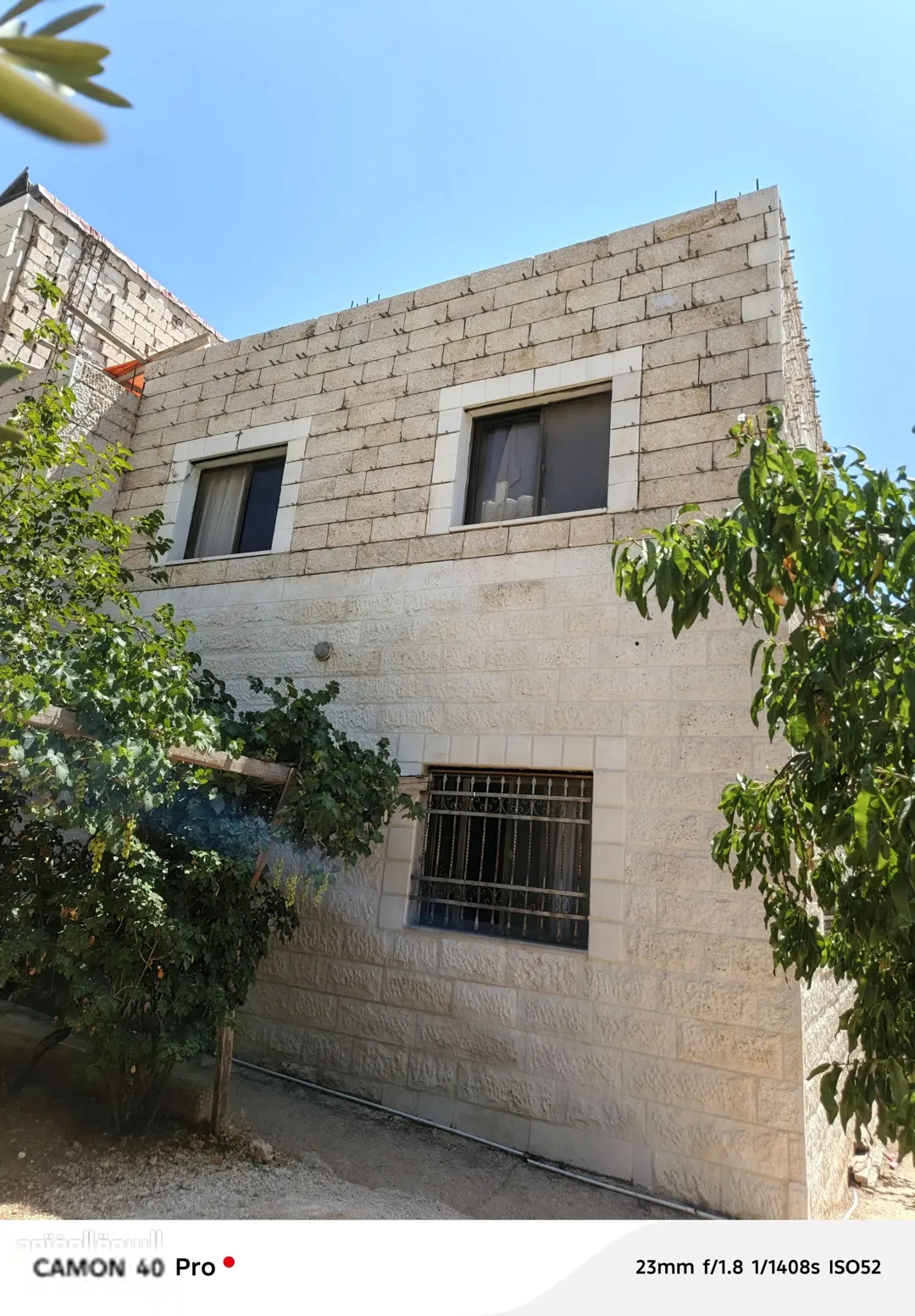 منزل للبيع طابقين خلف مدارس بيت المقدس