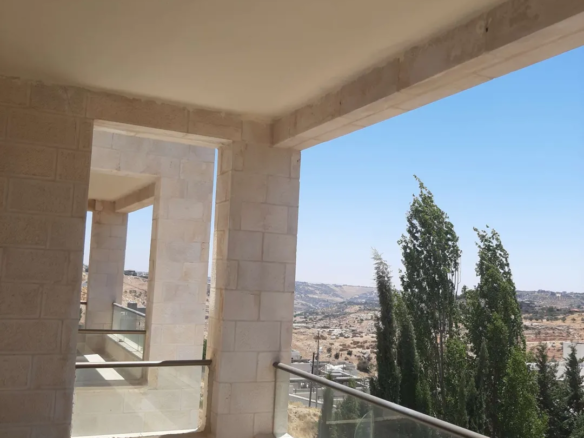 شقة مفروشة فاخرة 3 غرف نوم للإيجار في دابوق – عمان الاردن