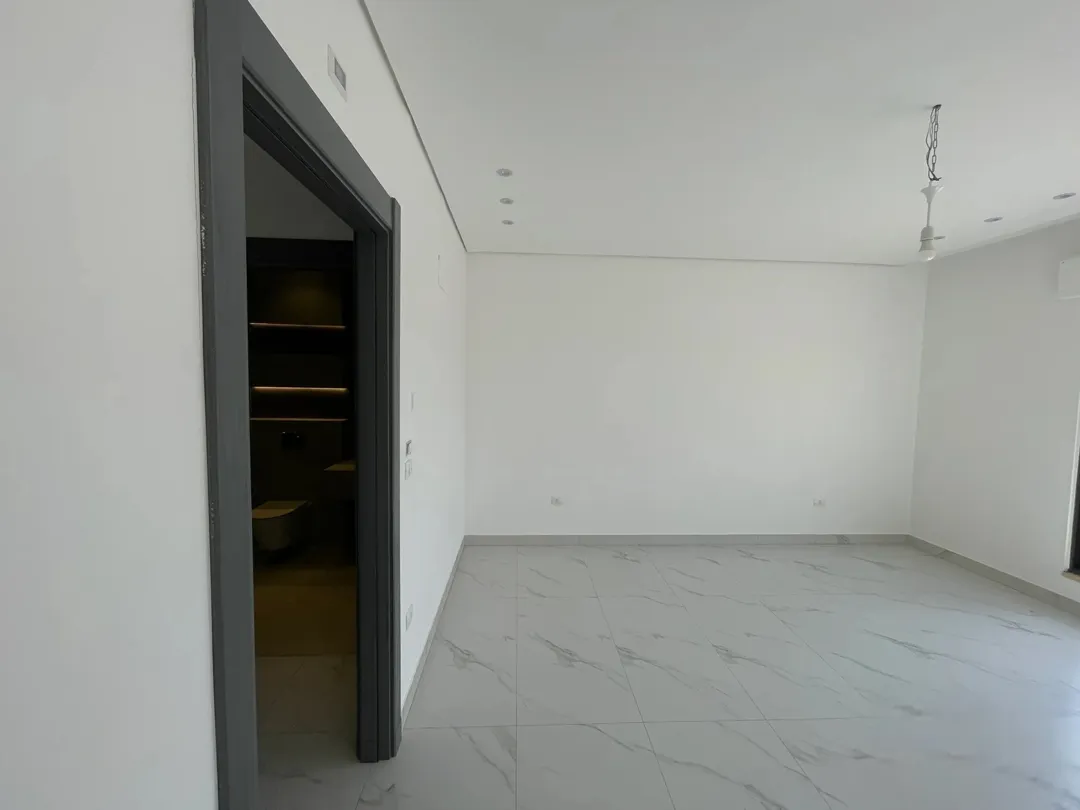 شقق للبيع في كورديرو عبدون فرصة استثماريه واسعار مميز
