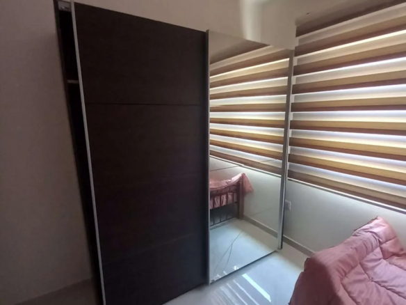 شقة مفروشة فاخرة في الصوفية قريبة من زيت وزعتر ً عقد شهري أو سنوي ودفع شهري تقع الشقة في الطابق الرابع من ارتفاع 400 – عمان الاردن | ID 597522