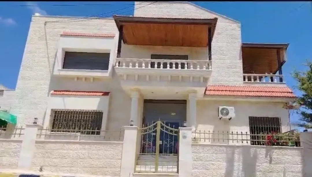 فيلا مطله ومستقله في شفا بدران مرج الاجرب للبيع – مع/بدون اثاث مباشرة