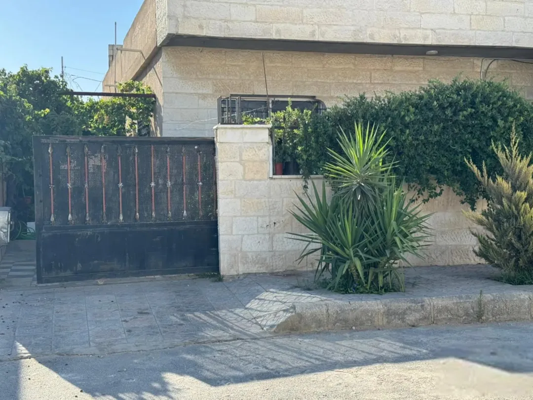 منزل مستقل للبيع في المستندة