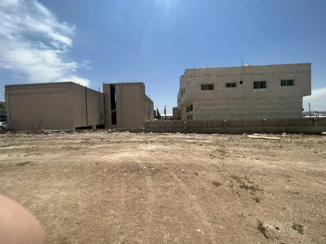 أرض سكنية للبيع في الرقيم مقابل مسجد نمرة – عمان