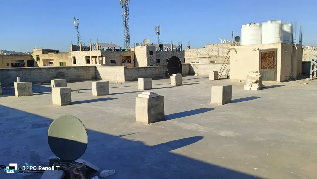 منزل مميز طابقين حجر اربع شقق واجهتين