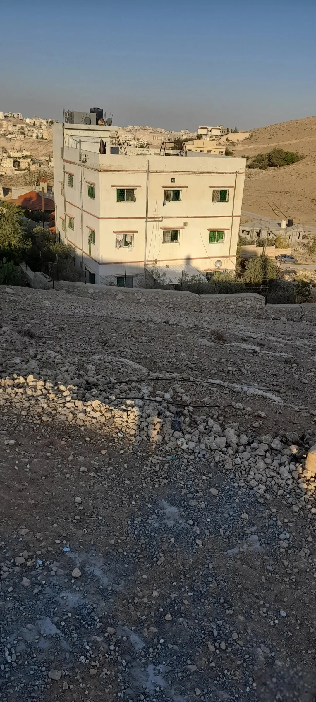 أرض للبيع في الزرقاء