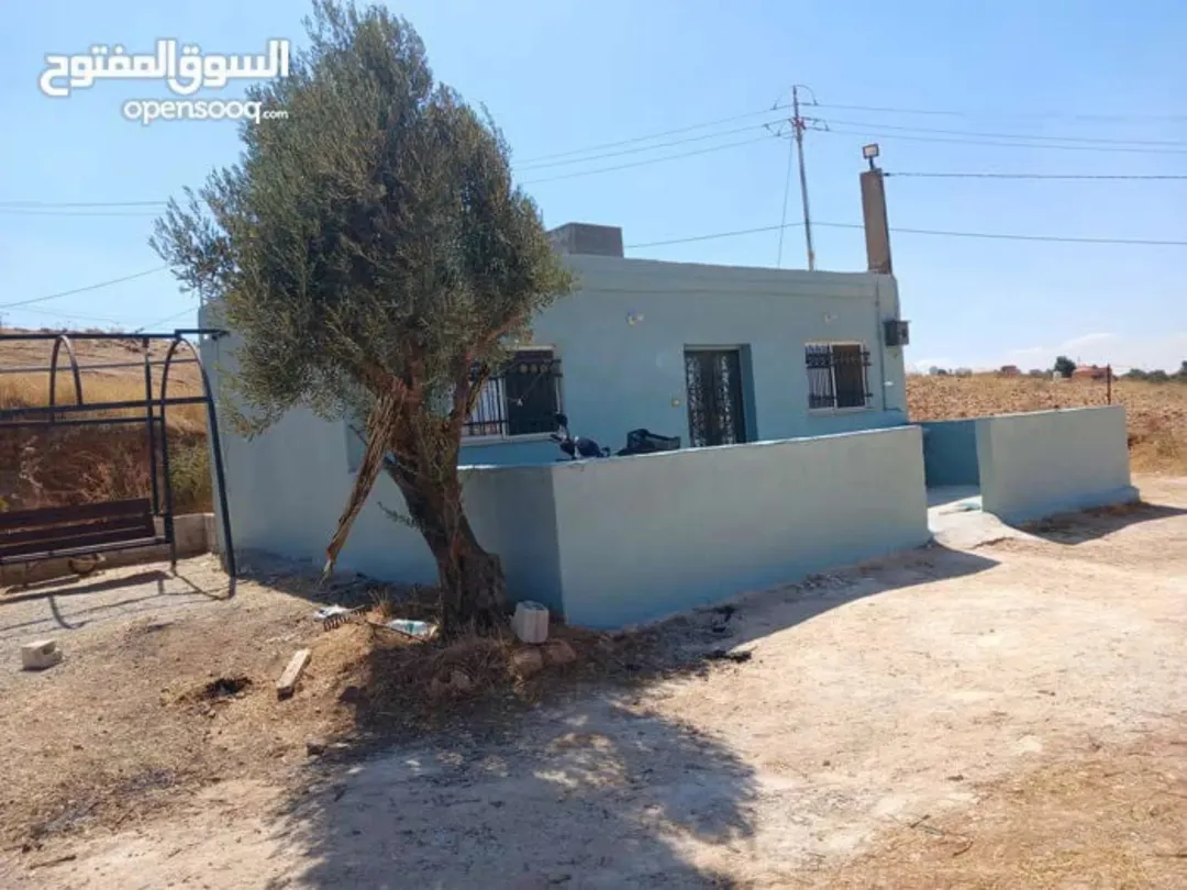 مزرعة وبيت ريفي مميز للبيع في منطقة رحاب – المفرق