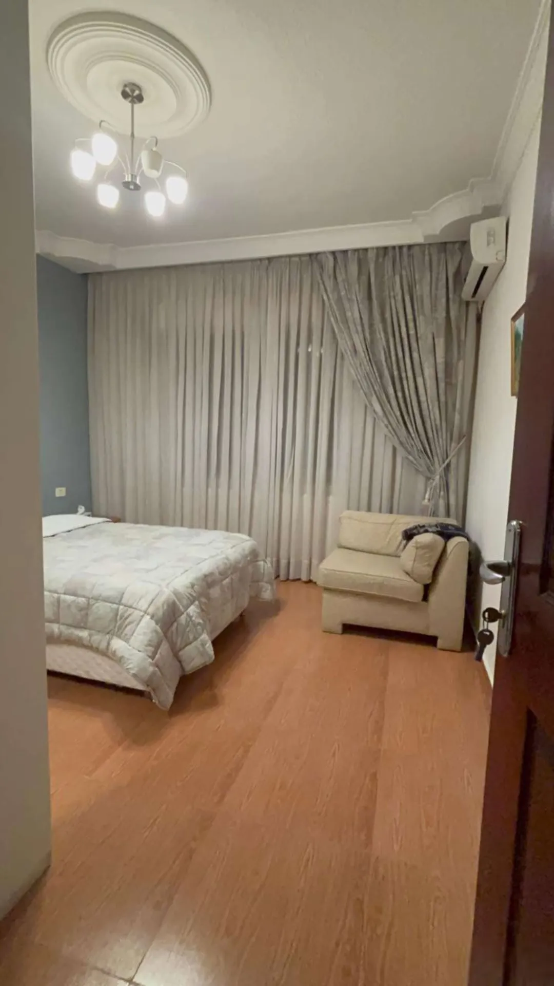 شقق فندقية يومي في دير غبار