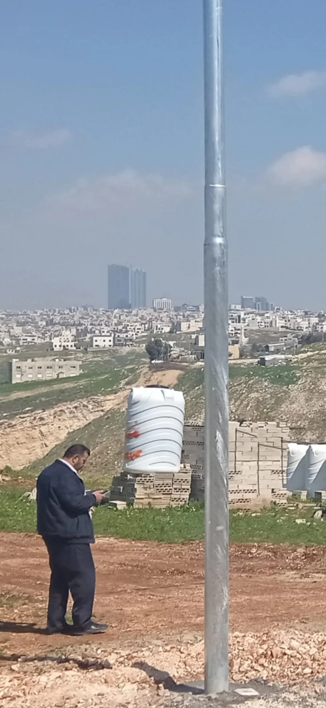 أرض سكنية مميزة للبيع في مرج الحمام بموقع استراتيجي
