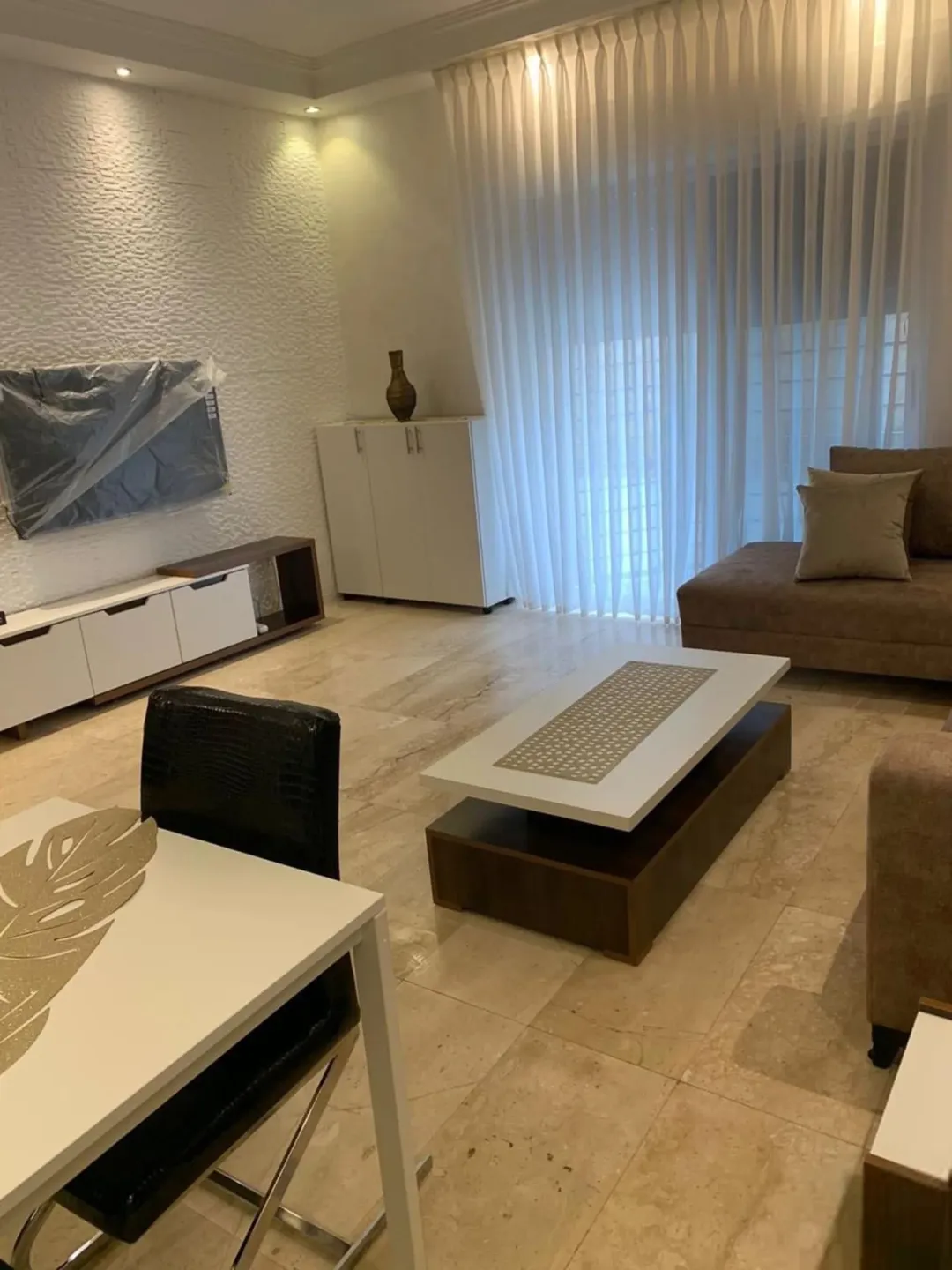 استوديو مفروش فاخر للإيجار في ضاحية النخيل