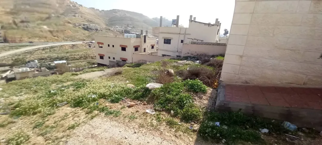 أرض سكنية مميزة للبيع في منطقة شومر بالزرقاء
