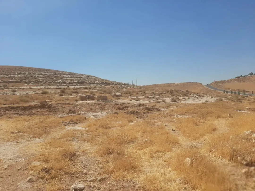 أرض للبيع في أبو علندا – فرصة استثمارية استراتيجية