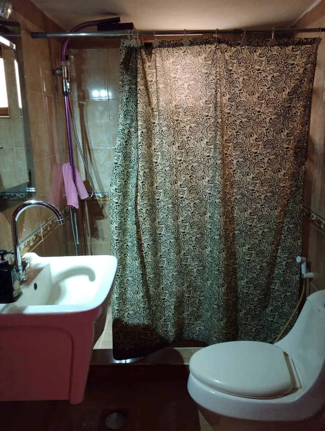 بناية مميزة في ام نوارة 4 طوابق سند تسجيل مستقل