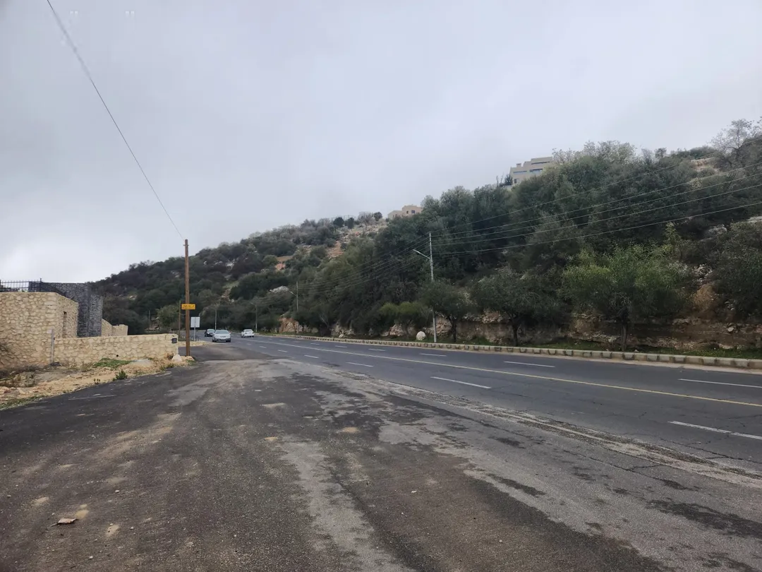 بدر الجديدة مساحة 4000 متر شارعين رئيسيين شارع 30 وشارع 20 موقع استراتيجي حيوي مثالي للاستثمار التجاري أو تطويره