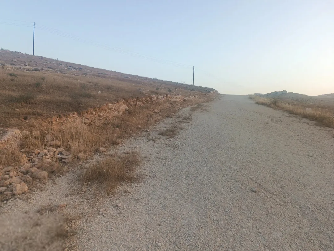 أرض سكنية مميزة بإطلالة خلابة
