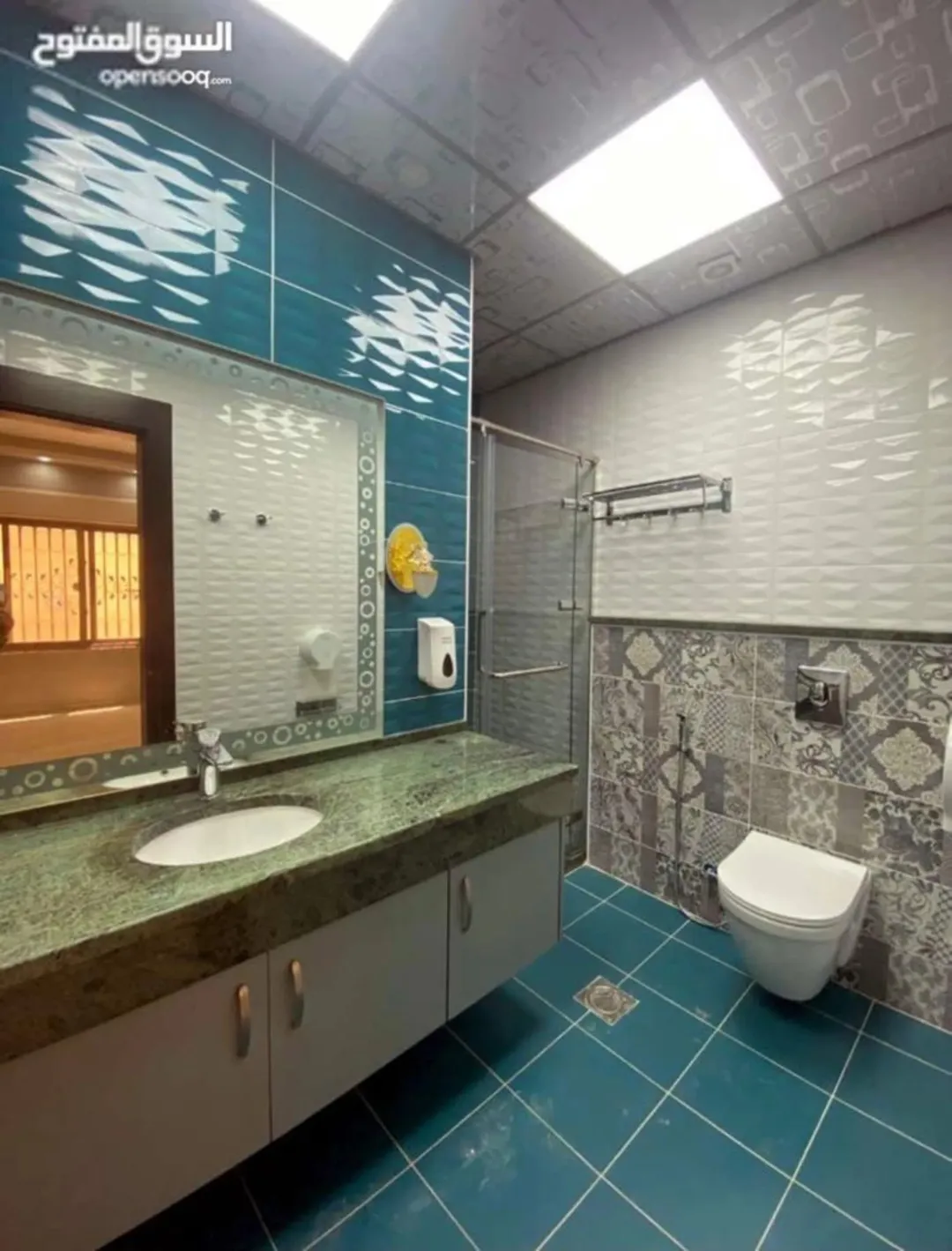 شقة فاخرة في طريق المطار تصميم أنيق ومرافق متكاملة