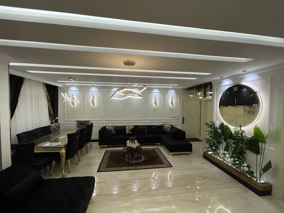 شقة فاخرة في طريق المطار تصميم أنيق ومرافق متكاملة
