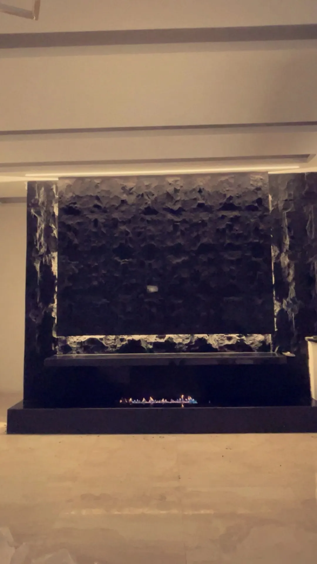 شقة فاخرة في طريق المطار تصميم أنيق ومرافق متكاملة