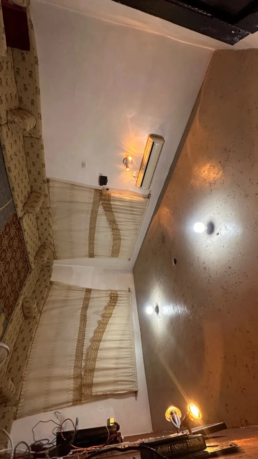منزل سكني مميز للبيع في أم القطين