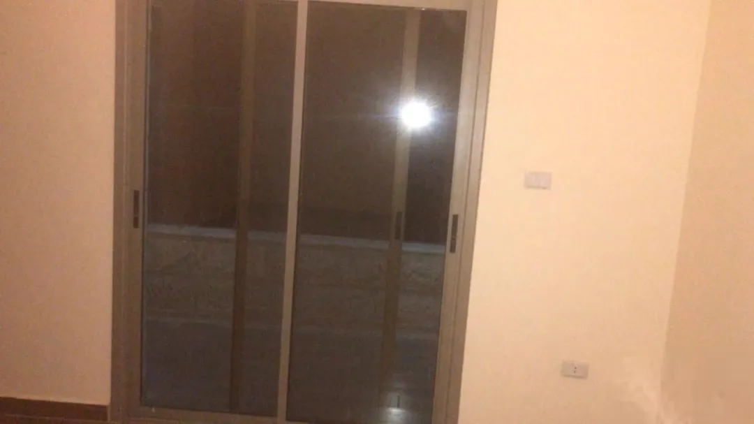 شقه طابق ارضي تسويه مرتبه جدا