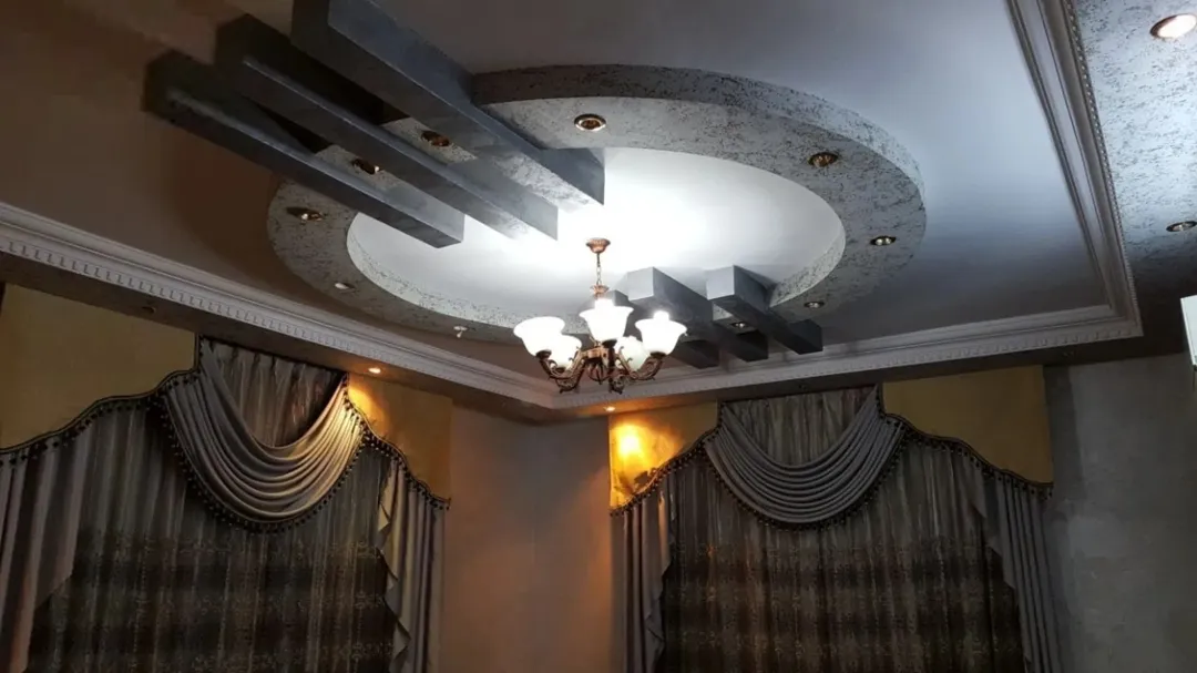 بيت مستقل شبه فيلا للبيع في الزرقاء الجديدة