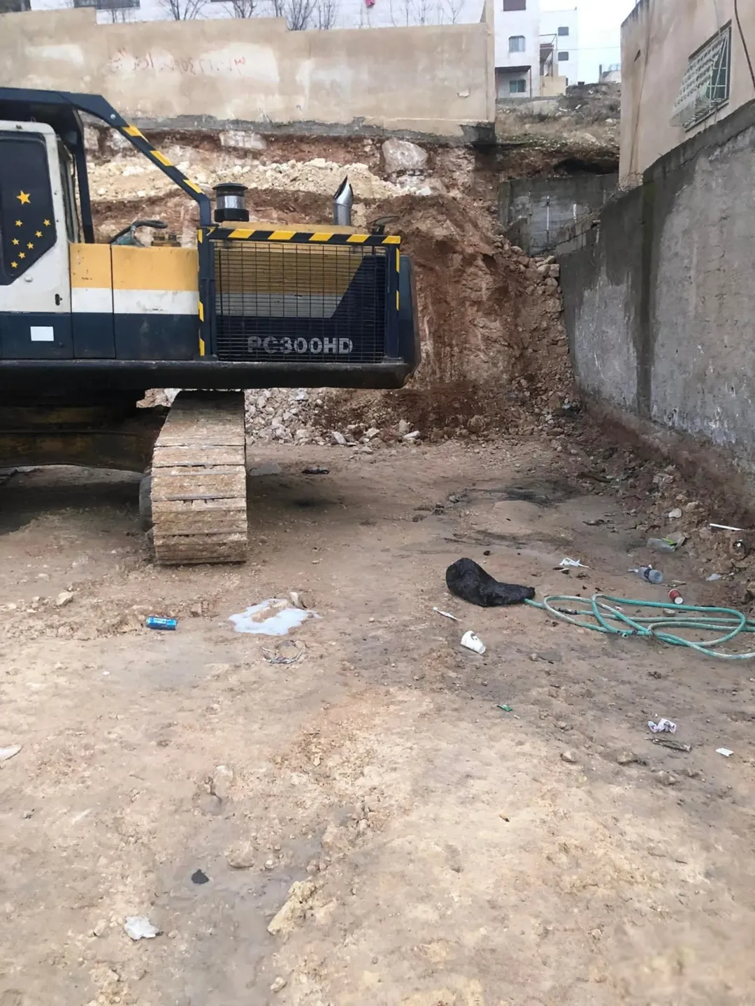 للبيع قطعة أرض مميزة في ضاحية الفاروق أبو علندا قريبة من إسكان الكهرباء