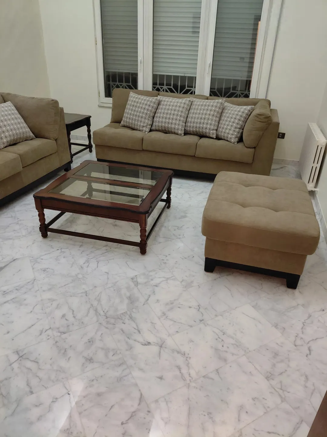 شقة فخمة مفروشة للايجار A luxurious, super deluxe furnished apartment for rent | ID 871850