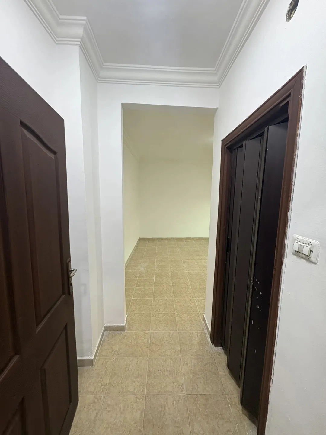 شقة مميزة للبيع في جبل طارق – الزرقاء