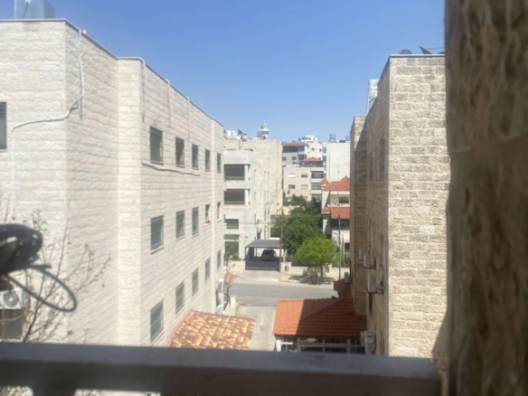 شقة مفروشة فاخرة في الصويفية بالقرب من المدارس الأمريكية – عمان الاردن | ID 723042