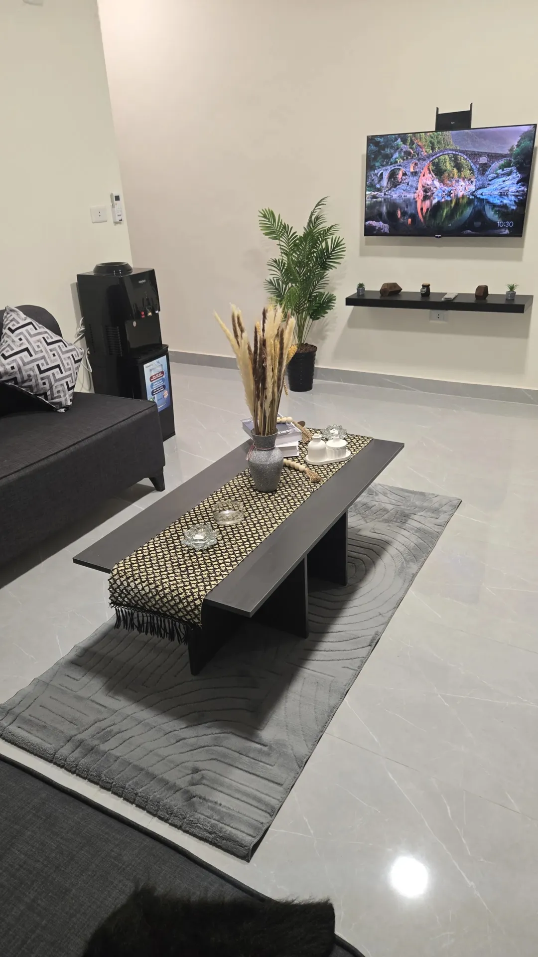 شقة فاخرة مفروشة للإيجار تجهيز كامل | ID 737053