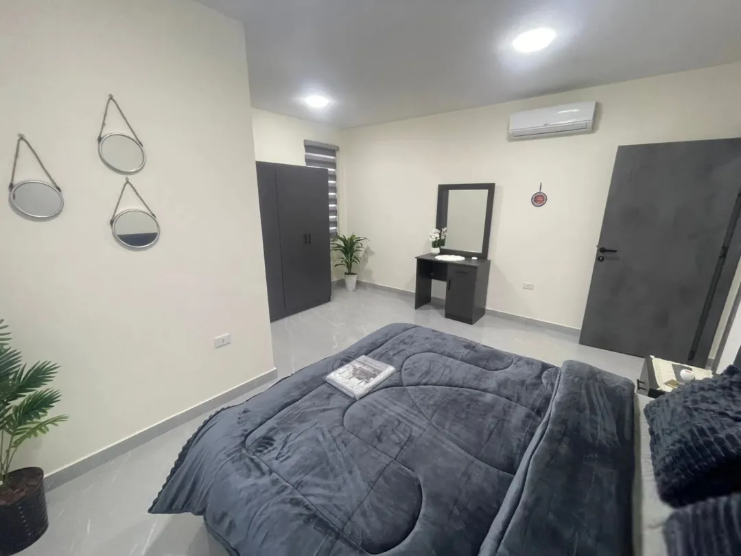 شقة فاخرة مفروشة للإيجار تجهيز كامل | ID 737053