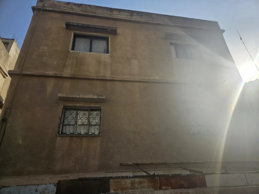 عمارة سكنية للبيع في جبل النزهة – عمان