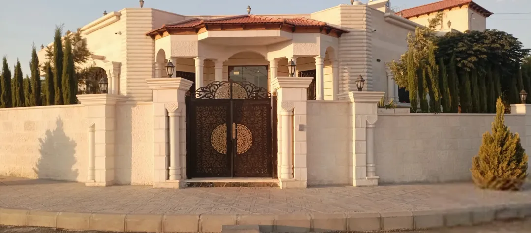 منزل للبيع العبدلية