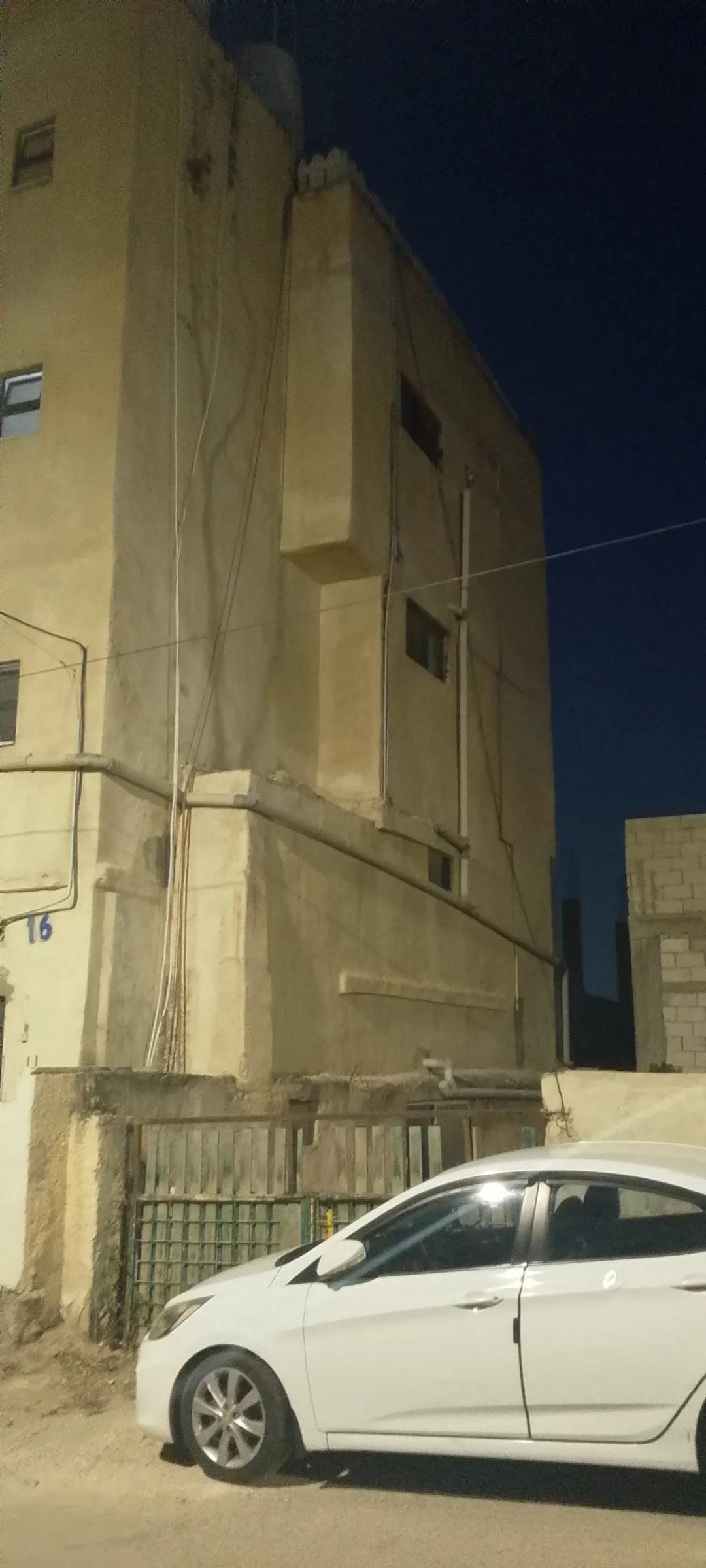 عمارة سكنية للبيع في القويسمة – عمان