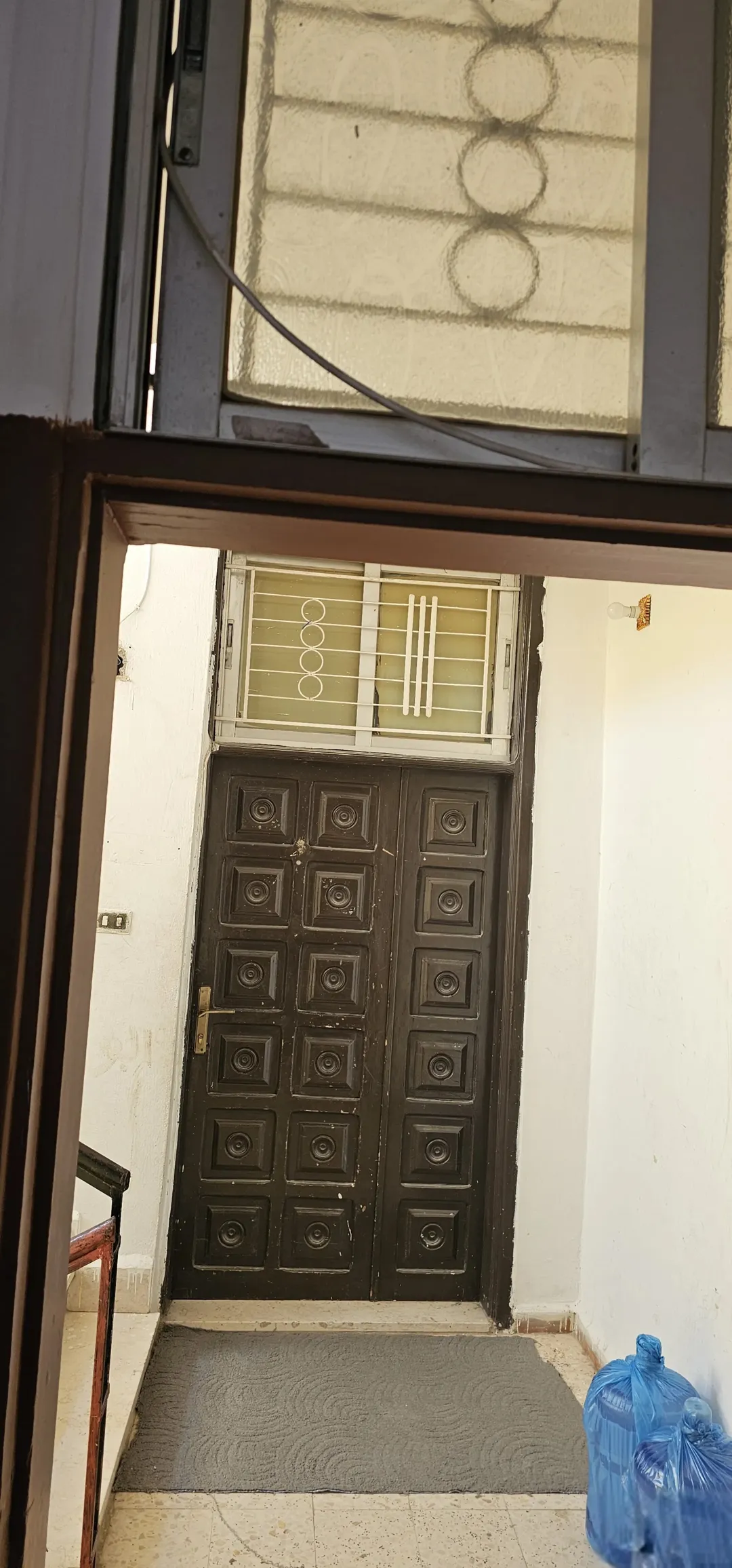 عماره للبيع في الزرقاء حي الإسكان