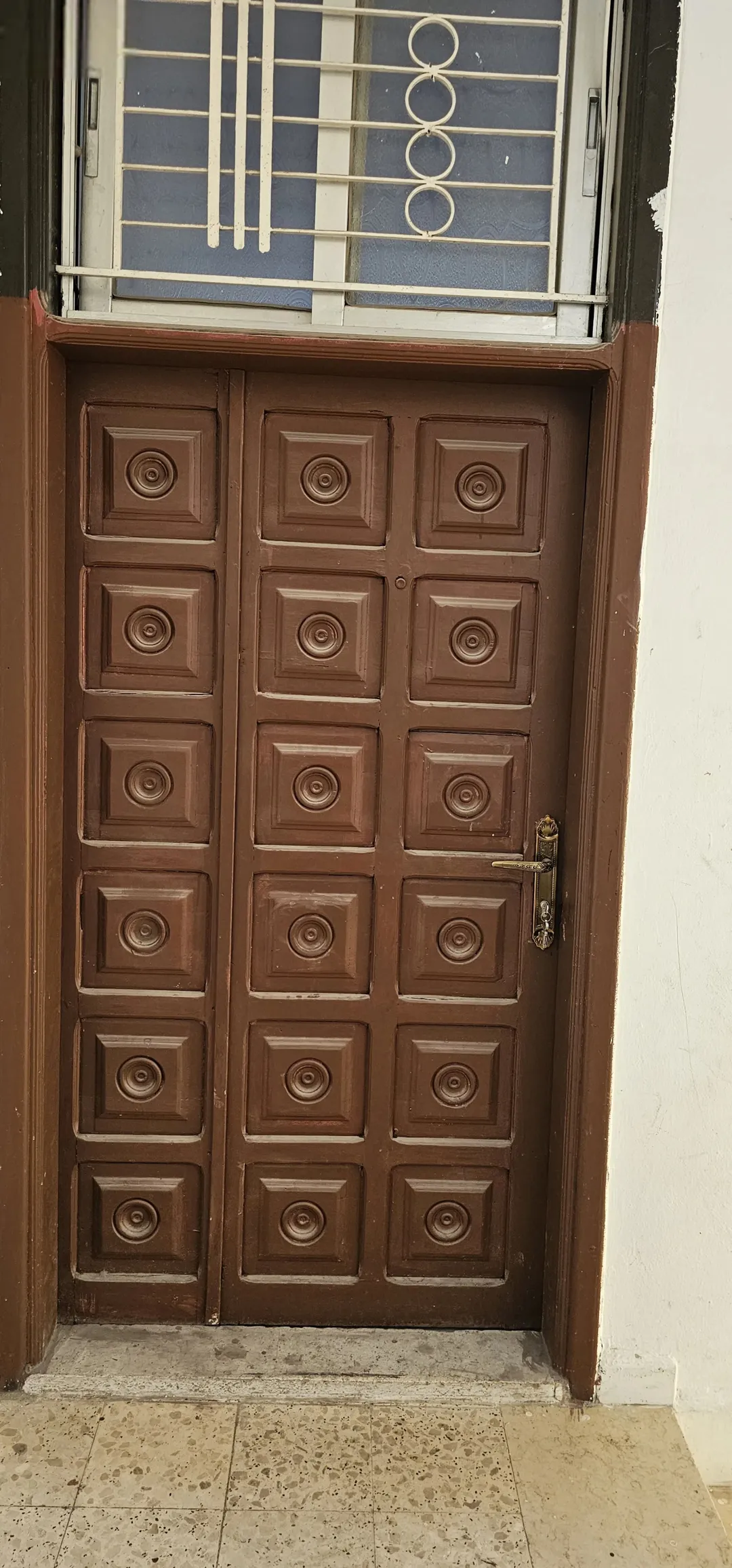 عماره للبيع في الزرقاء حي الإسكان