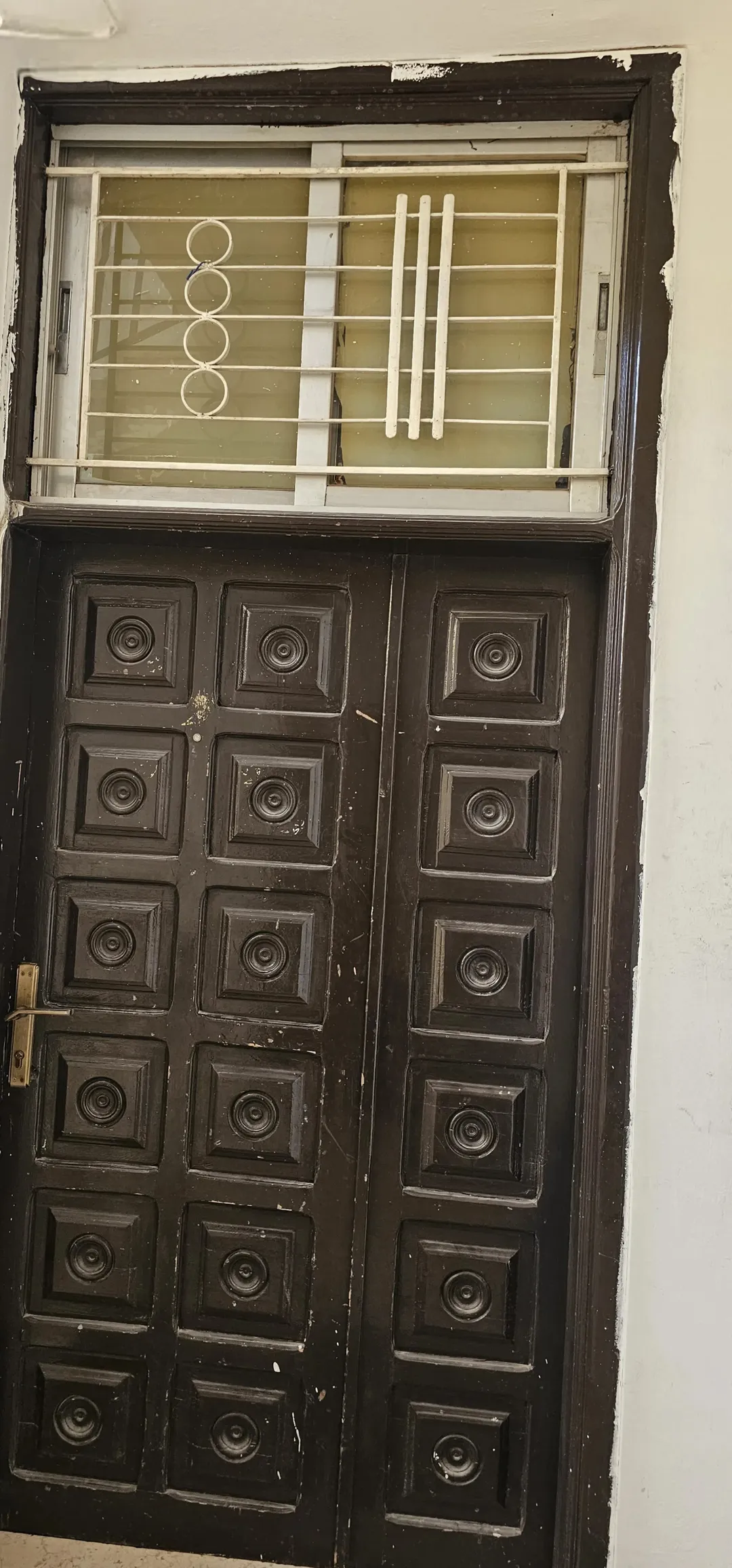 عماره للبيع في الزرقاء حي الإسكان
