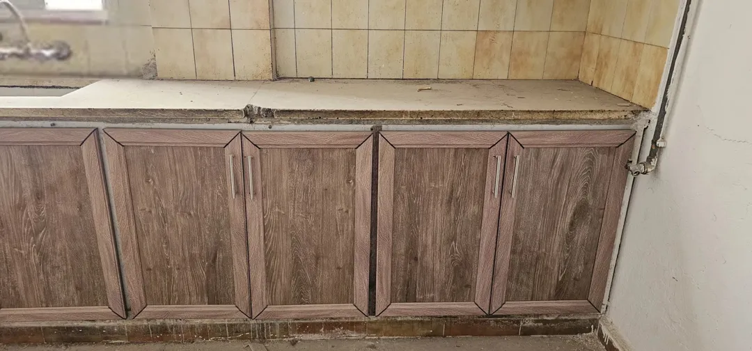 عماره للبيع في الزرقاء حي الإسكان