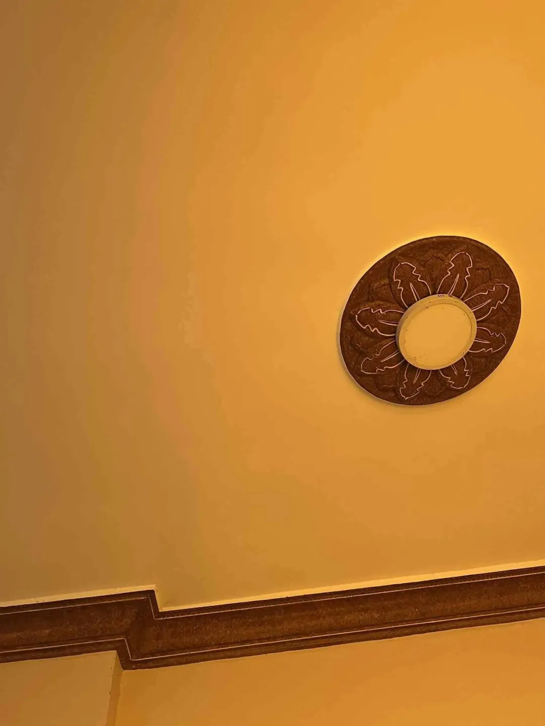 بيت طابقين للبيع في الاغوار الشونه الجنوبيه منطقة الروضه