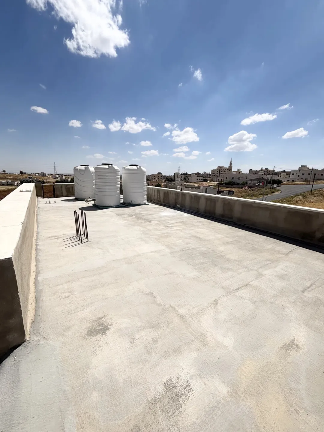 فيلا فاخرة للبيع في منطقة جاوا – عمان