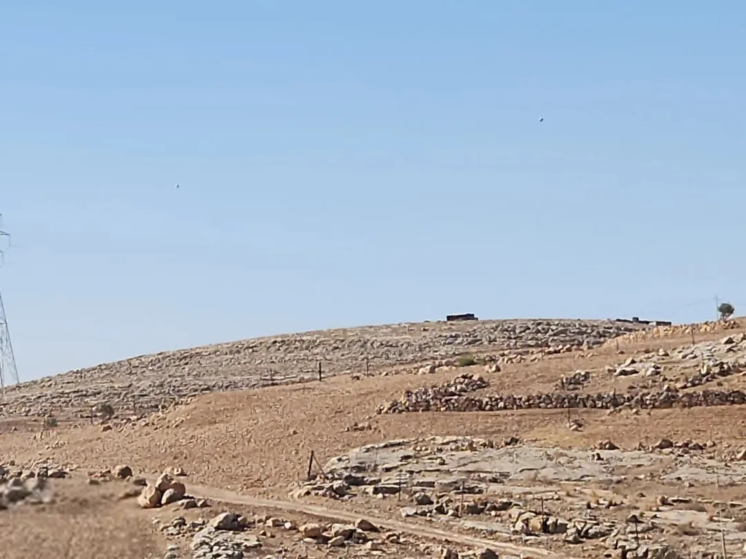 ارض مميزة للبيع في عراق الامير مساحة 10100 متر مربع