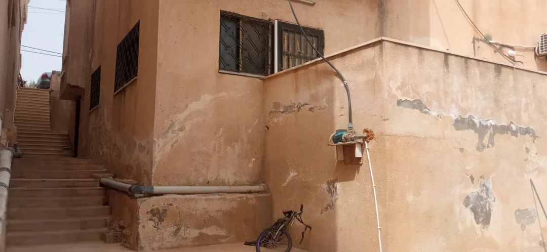 بيت مسطح شقة فاخرة في راس اربد